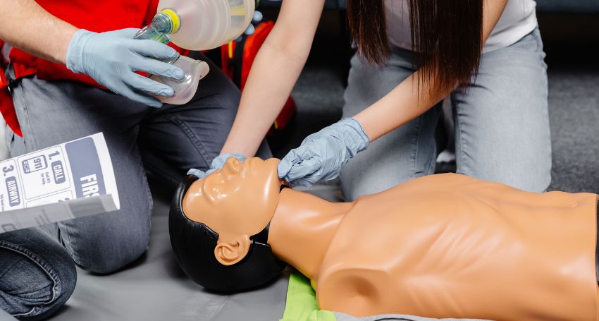 How Long Is Basic Life Support Training Valid For? 7 Authority Insights That Every Health Professional Must Know