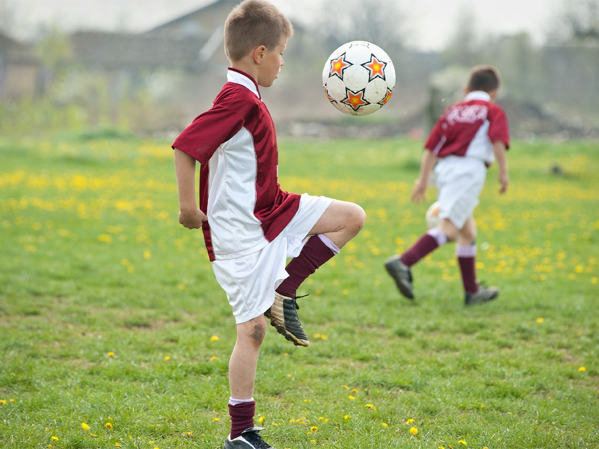 7 Expert-Recommended Soccer Ball Handling Drills for Youth: The Ultimate Guide to Skillful Players