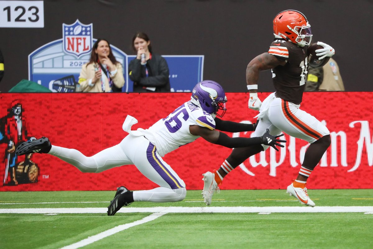 Is a Running Back Offense or Defense? 7 Surprising Truths Revealed by Football Experts