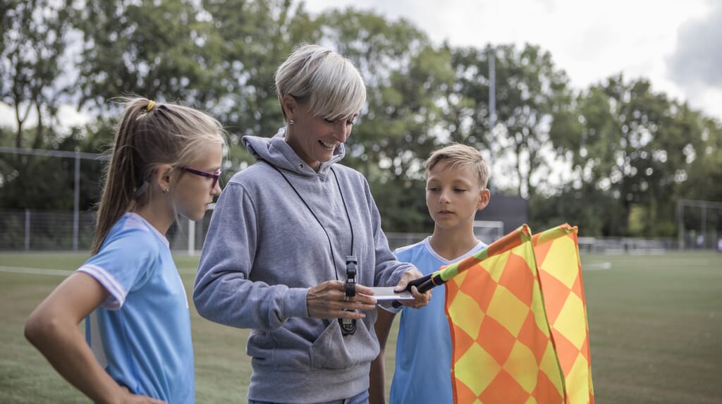 7 Ultimate Solutions: Best App for Coaches to Communicate with Parents and Elevate Your Team’s Performance