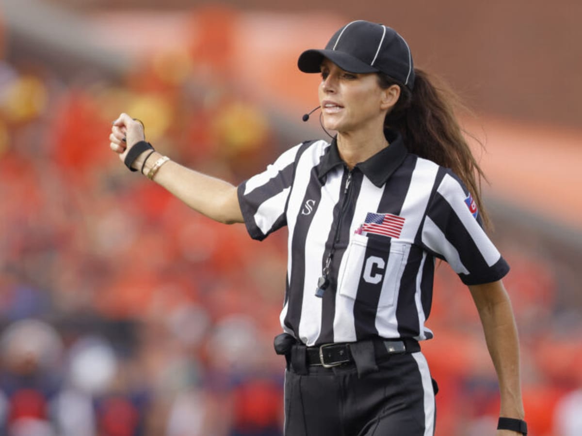 10 Surprising College Football Female Referees List and How They Shaped the Game
