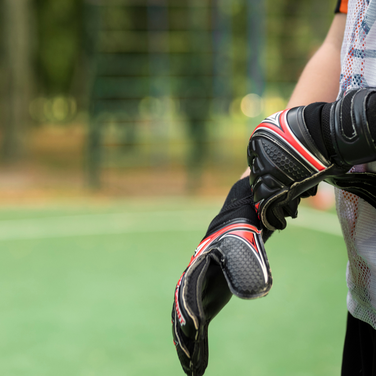 10 Expert Tips for Choosing the Best Cold Weather Soccer Gloves to Keep You Warm and Focused