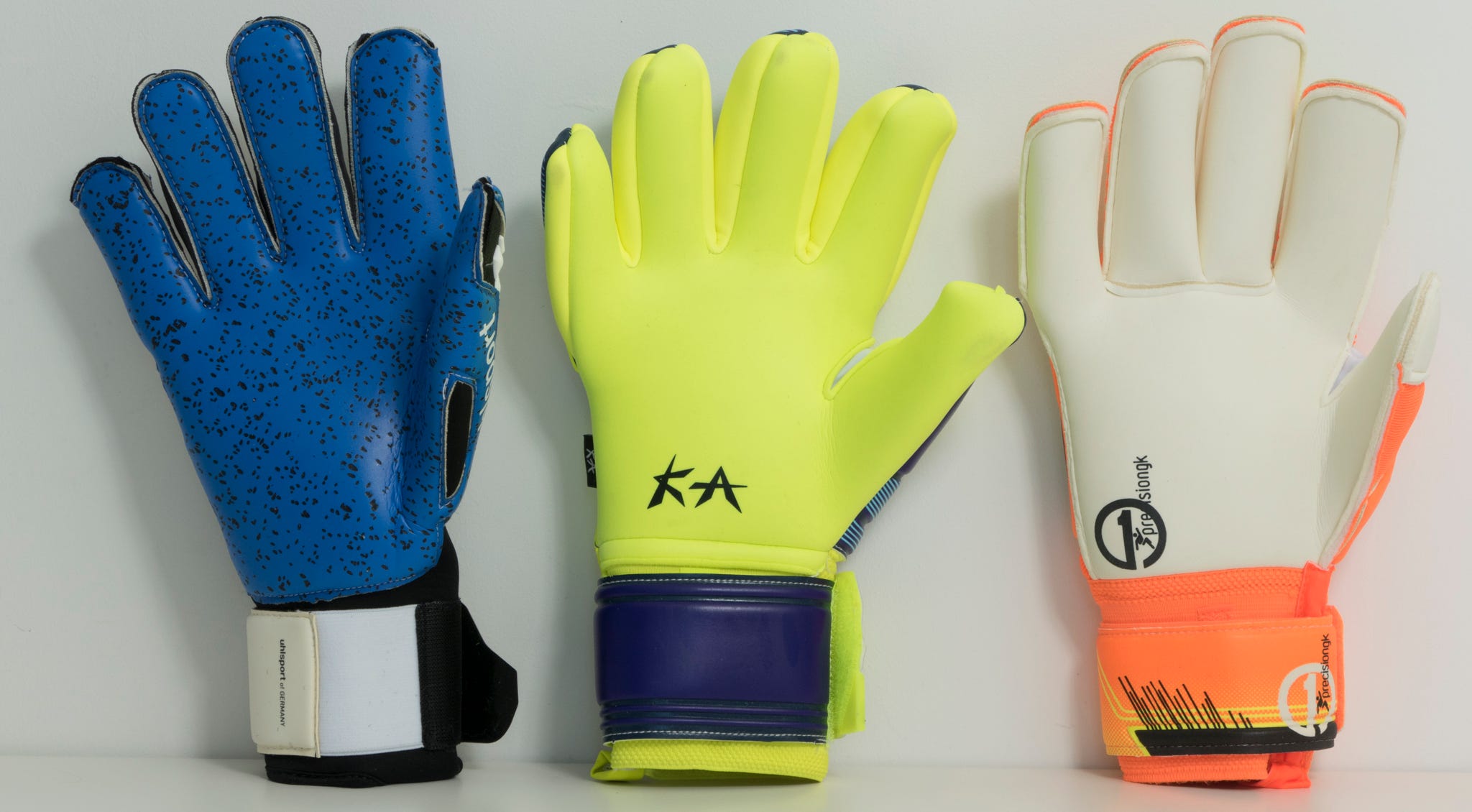 7 Expert Tips for Choosing the Perfect Gloves for Goalies: The Ultimate Buying Guide