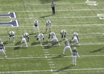 7 Expert Tactics for Mastering Defense and Offense Football: The Ultimate Guide for Winning Teams