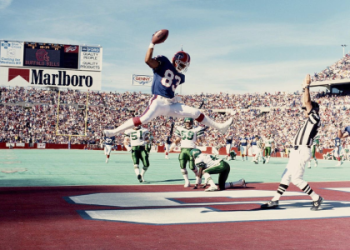 7 Secrets to Executive Coaching and Leadership Football That Build Winning Teams