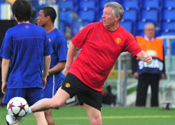 7 Expert Secrets of Executive Coaching Football: The Ultimate Guide for Transforming Team Leadership