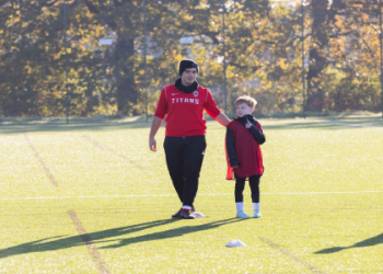 7 Expert Secrets to Mastering Offense Positions in Football: The Ultimate Playmaker’s Guide