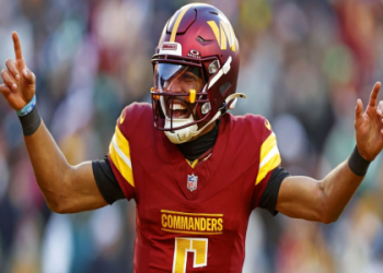 7 Secret Strategies to Master NFL Football Plays Offense—The Ultimate Guide for Winning Games