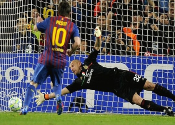 7 Surprising Facts About a Goalie Scoring a Goal in Soccer: The Ultimate Expert Guide