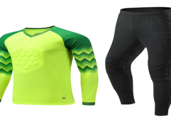 10 Expert Tips to Choose the Ultimate Goalkeeper Uniform Set for Peak Performance
