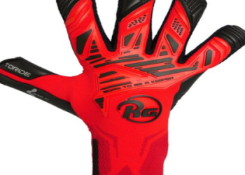 10 Expert Tips to Choose the Ultimate Goal Keeping Gloves for Peak Performance