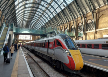 How Far Is Liverpool England From London England: The Ultimate Distance Guide You Need