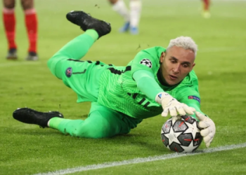 10 Expert Tips to Choose the Ultimate Orange Soccer Goalie Gloves for Peak Performance