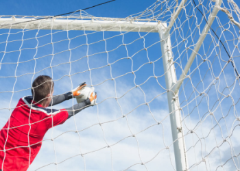 10 Proven Strategies for Ultimate Keeper Training: Expert Tips to Master Your Goalkeeping Skills