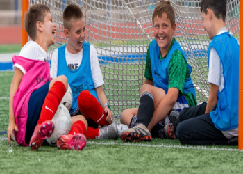 10 Expert Tips on How to Be a Good Goalkeeper in Soccer: The Ultimate Guide